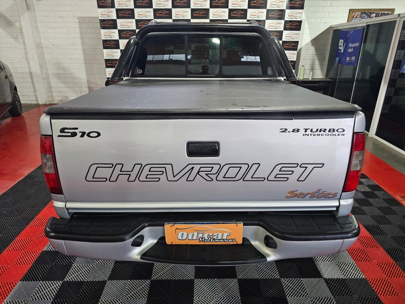 S10 2.8 SERTÕES 4X4 CD 12V TURBO ELECTRONIC INTERCOOLER DIESEL 4P MANUAL - 2005 - CAXIAS DO SUL