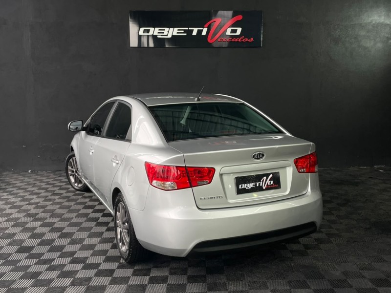 CERATO 1.6 EX3 SEDAN 16V GASOLINA 4P MANUAL - 2011 - CAXIAS DO SUL