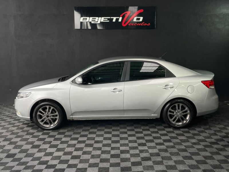 CERATO 1.6 EX3 SEDAN 16V GASOLINA 4P MANUAL - 2011 - CAXIAS DO SUL