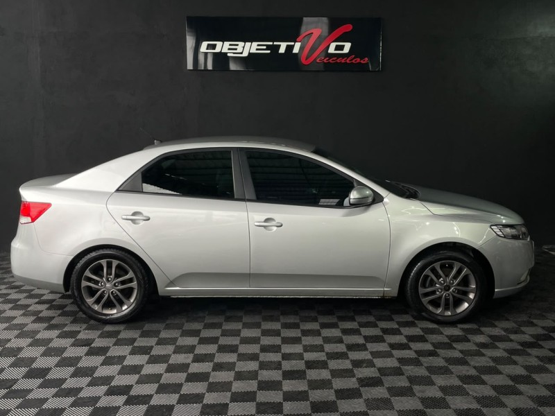 CERATO 1.6 EX3 SEDAN 16V GASOLINA 4P MANUAL - 2011 - CAXIAS DO SUL