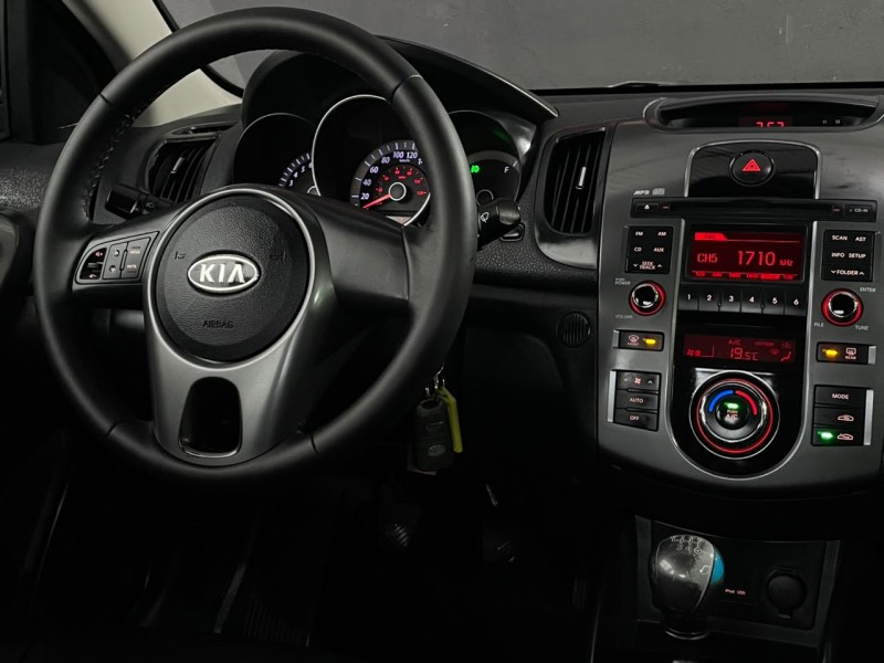 CERATO 1.6 EX3 SEDAN 16V GASOLINA 4P MANUAL - 2011 - CAXIAS DO SUL