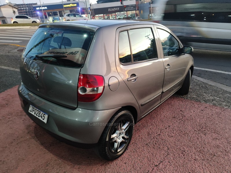 FOX 1.0 MI PLUS 8V FLEX 4P MANUAL - 2004 - FARROUPILHA
