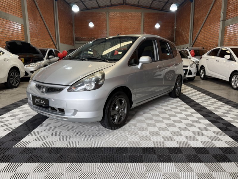 fit 1.4 lxl 8v gasolina 4p automatico 2004 bento goncalves
