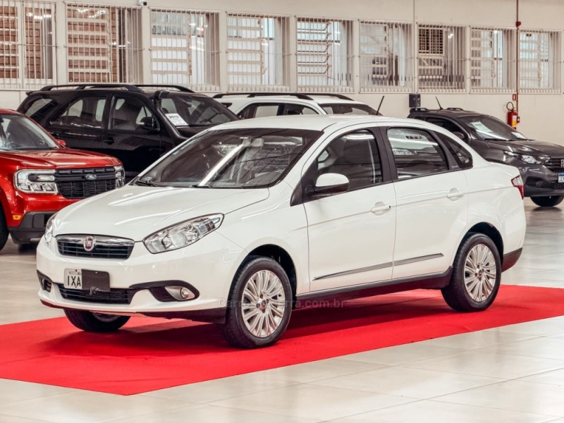 grand siena 1.6 mpi essence 16v flex 4p manual 2016 nova prata