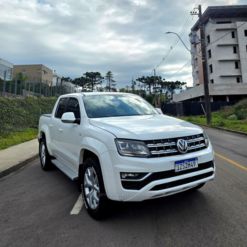 AMAROK 2.0 HIGHLINE 4X4 CD 16V TURBO INTERCOOLER DIESEL 4P MANUAL - 2019 - CAXIAS DO SUL
