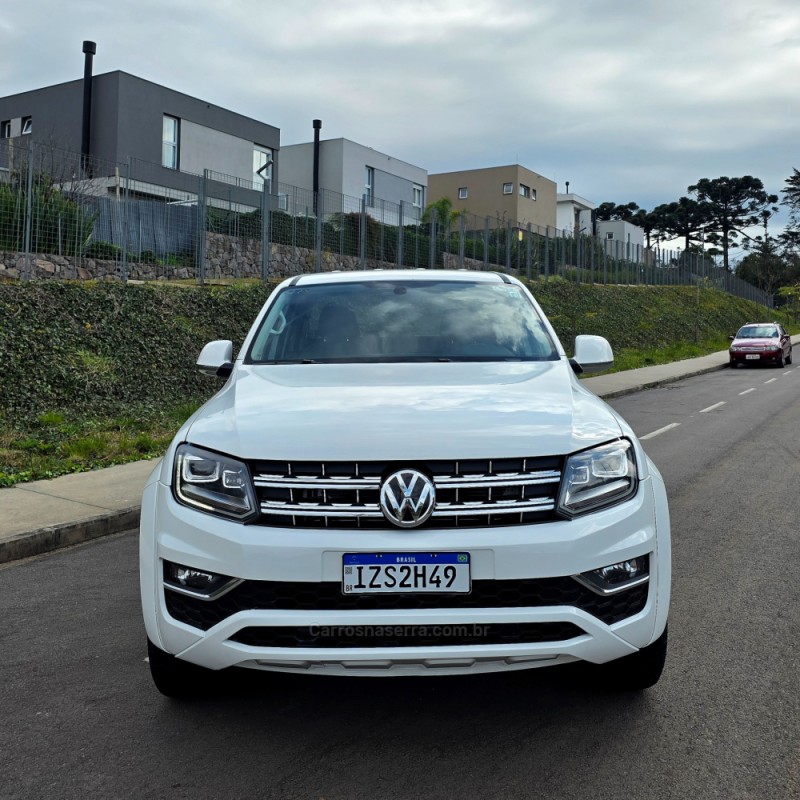 AMAROK 2.0 HIGHLINE 4X4 CD 16V TURBO INTERCOOLER DIESEL 4P MANUAL - 2019 - CAXIAS DO SUL