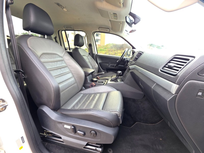 AMAROK 2.0 HIGHLINE 4X4 CD 16V TURBO INTERCOOLER DIESEL 4P MANUAL - 2019 - CAXIAS DO SUL