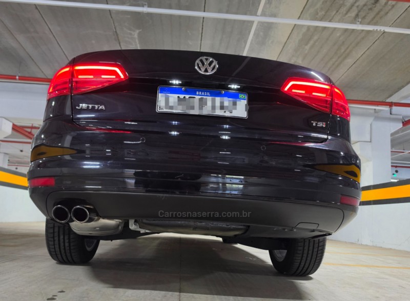 JETTA 2.0 TSI HIGHLINE 211CV GASOLINA 4P DSG - 2016 - CAXIAS DO SUL