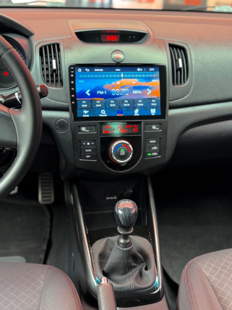 CERATO 1.6 SX3 16V FLEX 4P MANUAL - 2013 - ESTâNCIA VELHA