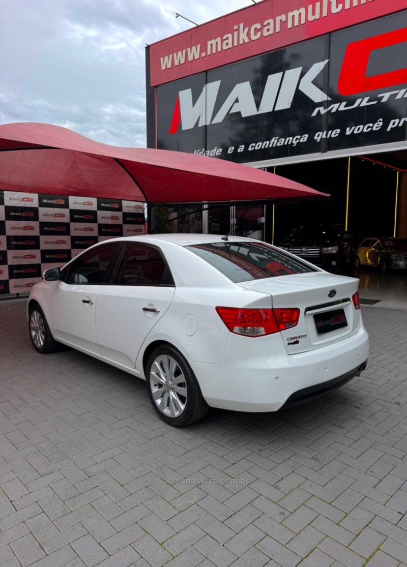 CERATO 1.6 SX3 16V FLEX 4P MANUAL - 2013 - ESTâNCIA VELHA
