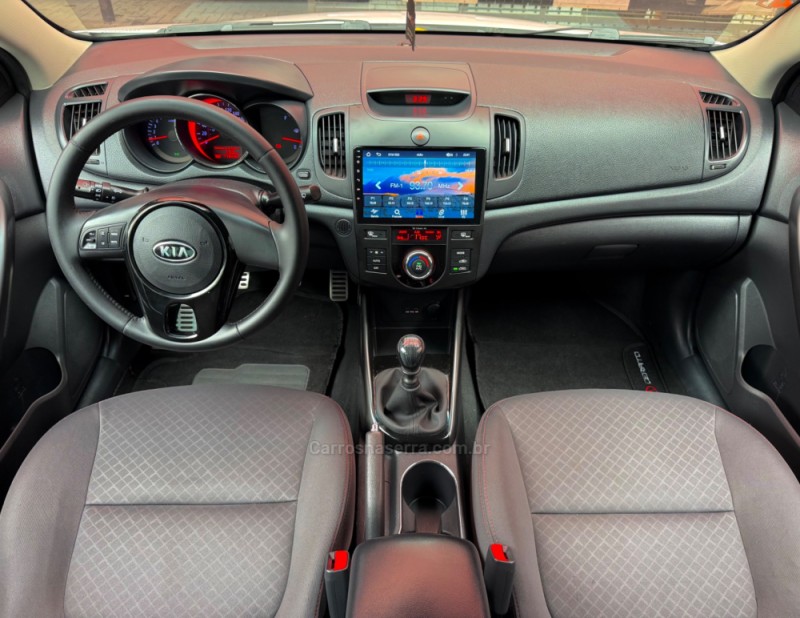 CERATO 1.6 SX3 16V FLEX 4P MANUAL - 2013 - ESTâNCIA VELHA