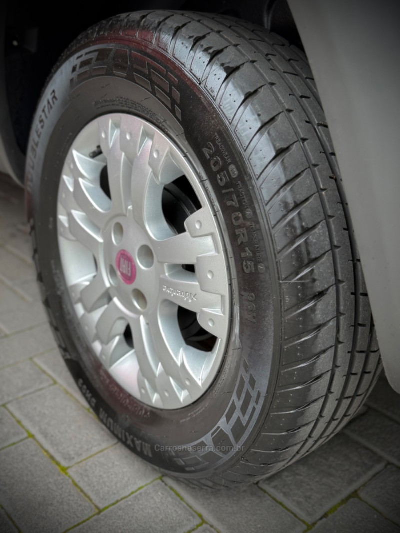 PALIO 1.8 MPI ADVENTURE WEEKEND 16V FLEX 4P MANUAL - 2012 - ESTâNCIA VELHA