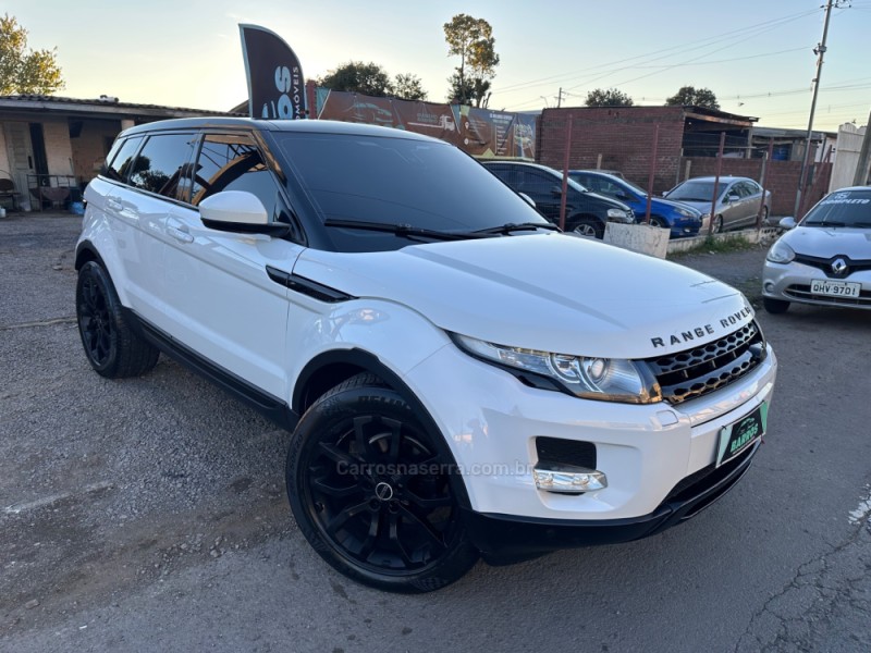 RANGE ROVER EVOQUE 2.0 PRESTIGE 4WD 16V GASOLINA 4P AUTOMÁTICO - 2014 - CAXIAS DO SUL