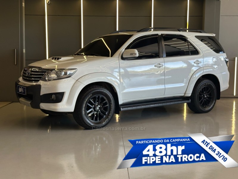 HILUX SW4 3.0 SRV 4X4 16V TURBO INTERCOOLER DIESEL 4P AUTOMÁTICO