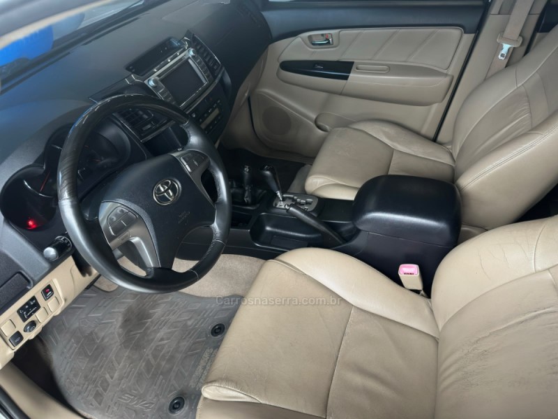 HILUX SW4 3.0 SRV 4X4 16V TURBO INTERCOOLER DIESEL 4P AUTOMÁTICO - 2015 - SAPIRANGA