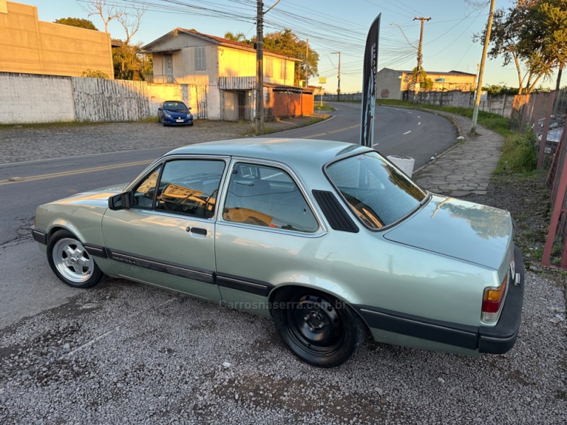 CHEVETTE 1.6 SL 8V GASOLINA 2P MANUAL - 1989 - CAXIAS DO SUL