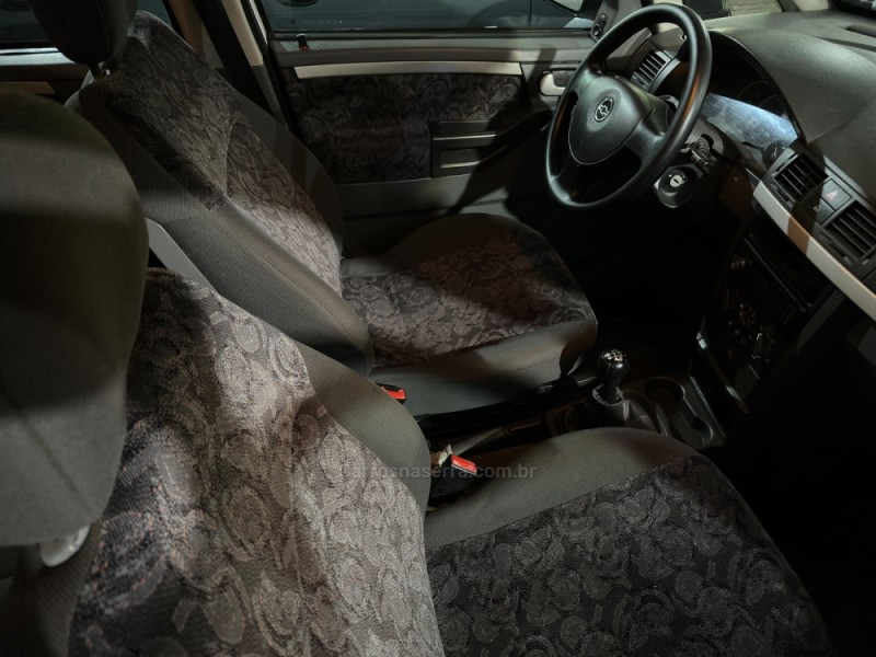 MERIVA 1.8 MPFI MAXX 8V FLEX 4P MANUAL - 2005 - SAPIRANGA