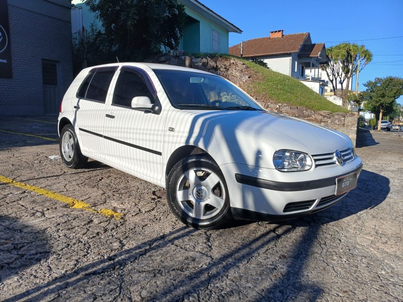 GOLF 1.6 SR GASOLINA 4P MANUAL - 2000 - FARROUPILHA