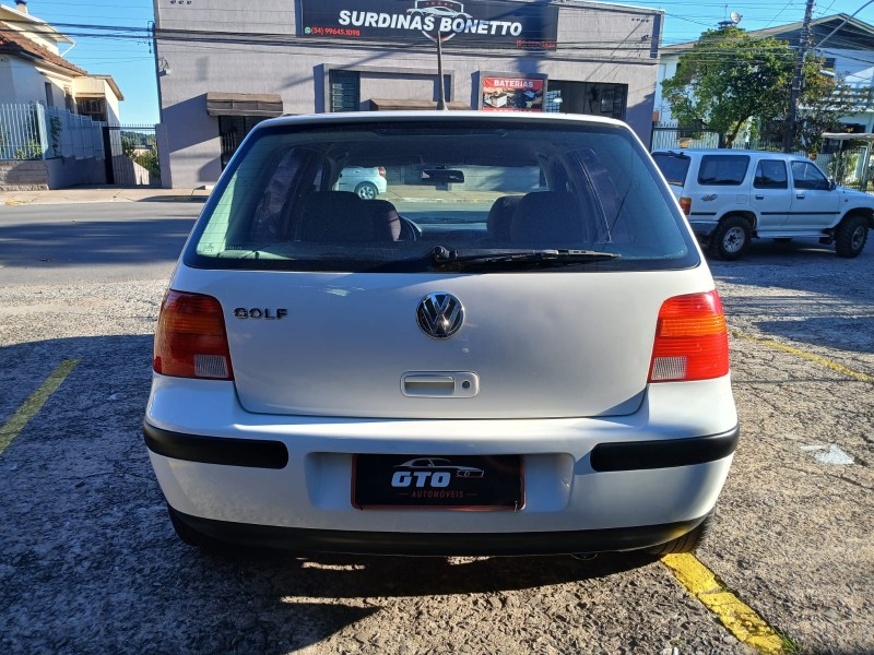 GOLF 1.6 SR GASOLINA 4P MANUAL - 2000 - FARROUPILHA