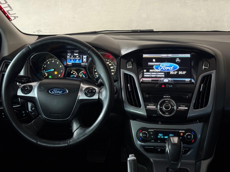 FOCUS 2.0 TITANIUM 16V FLEX 4P AUTOMÁTICO - 2015 - CAXIAS DO SUL