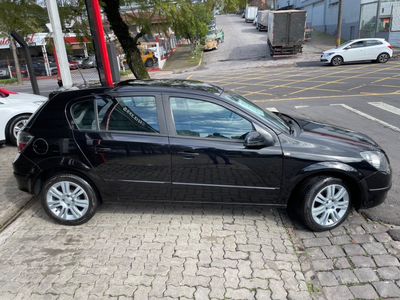 VECTRA 2.0 MPFI GT HATCH 8V FLEX 4P MANUAL - 2008 - CAXIAS DO SUL