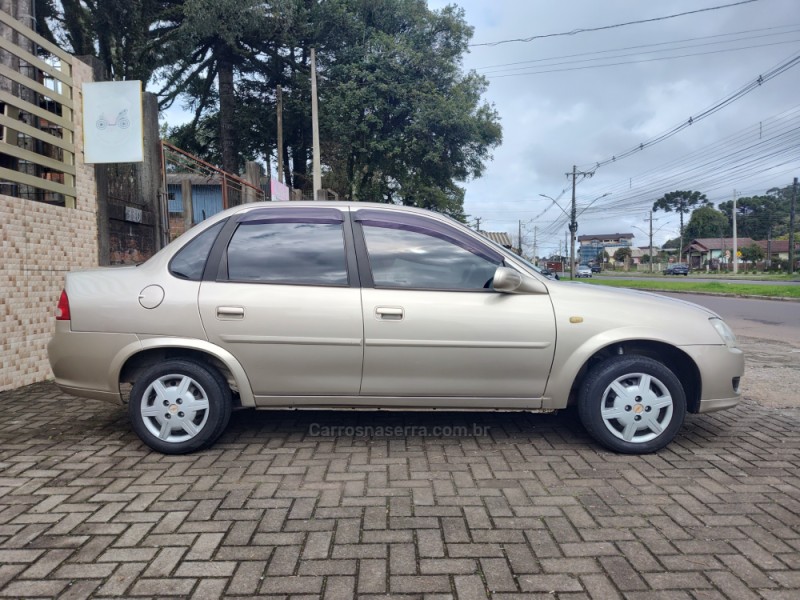 CLASSIC 1.0 MPFI LS 8V FLEX 4P MANUAL - 2013 - CANELA