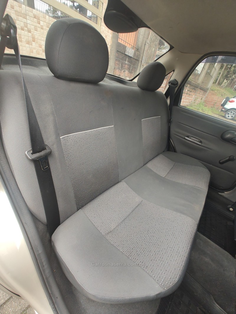 CLASSIC 1.0 MPFI LS 8V FLEX 4P MANUAL - 2013 - CANELA