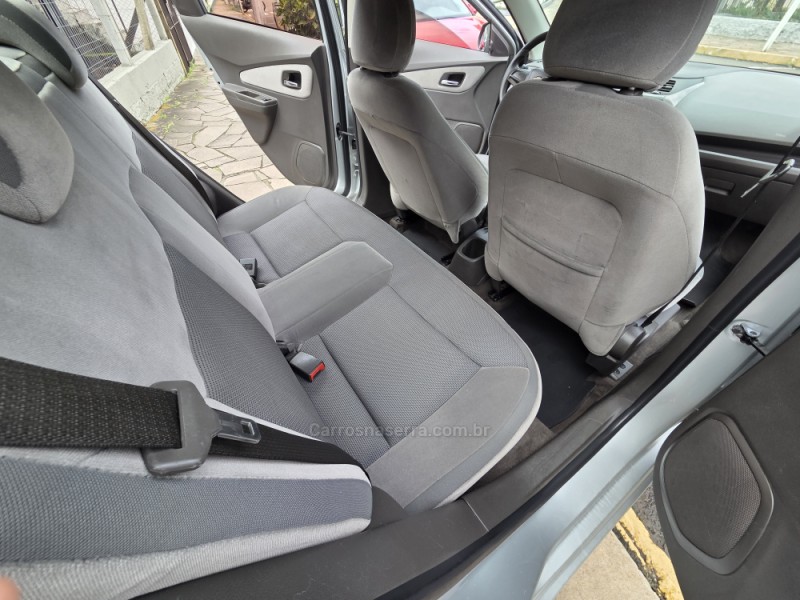 COBALT 1.8 MPFI LTZ 8V FLEX 4P MANUAL - 2015 - PICADA CAFé