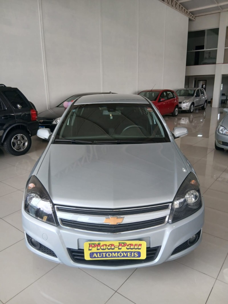 VECTRA 2.0 SFI GT HATCH 8V FLEX 4P AUTOMÁTICO - 2011 - NOVA PETRóPOLIS