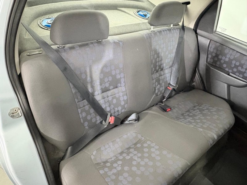 PRISMA 1.0 MPFI JOY 8V FLEX 4P MANUAL - 2009 - FARROUPILHA