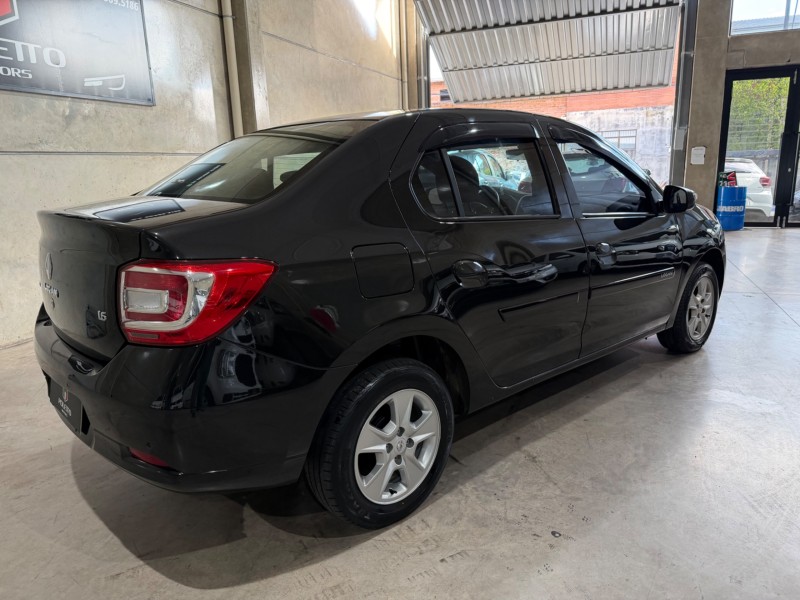 LOGAN 1.6 DYNAMIQUE 8V FLEX 4P MANUAL - 2015 - CAXIAS DO SUL
