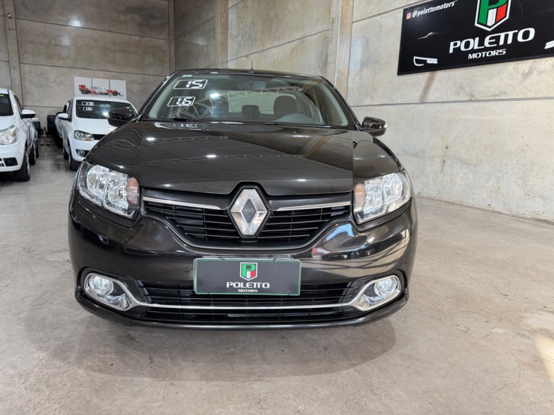 LOGAN 1.6 DYNAMIQUE 8V FLEX 4P MANUAL - 2015 - CAXIAS DO SUL