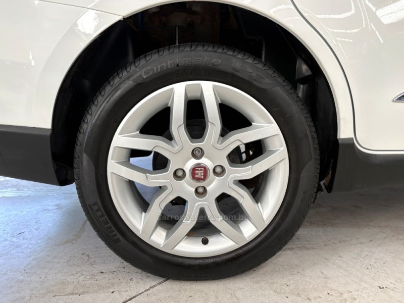 GRAND SIENA 1.6 MPI ESSENCE 16V FLEX 4P AUTOMATIZADO - 2015 - BENTO GONçALVES