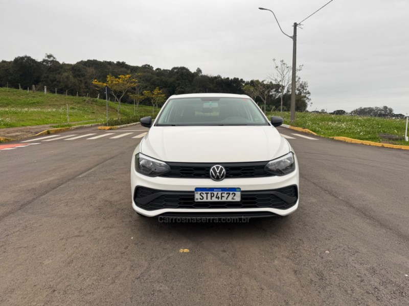 POLO 1.0 MPI TRACK 4P MANUAL - 2024 - CARLOS BARBOSA