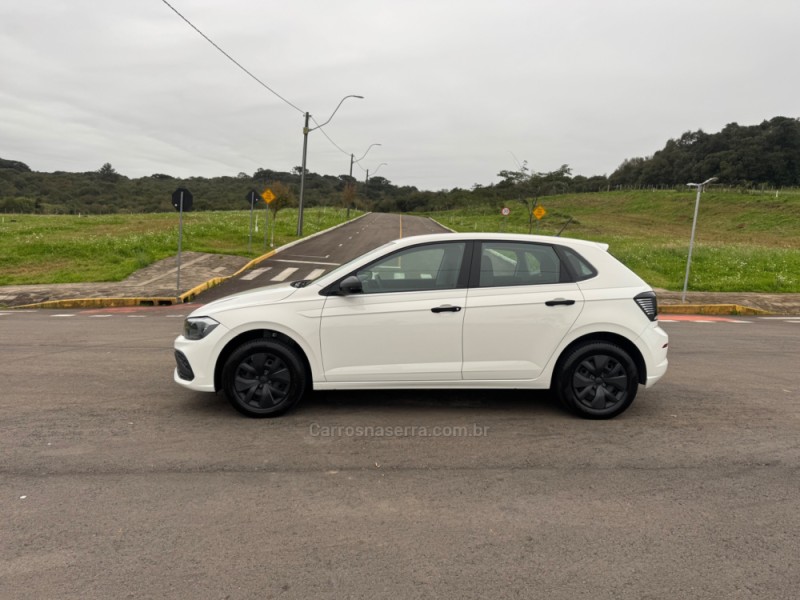 POLO 1.0 MPI TRACK 4P MANUAL - 2024 - CARLOS BARBOSA