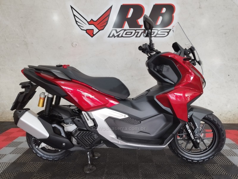 ADV 160 