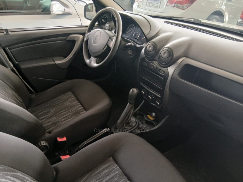 SANDERO 1.0 AUTHENTIQUE 16V FLEX 4P MANUAL - 2014 - NOVA PETRóPOLIS