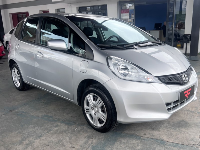 fit 1.4 dx 16v flex 4p manual 2013 caxias do sul