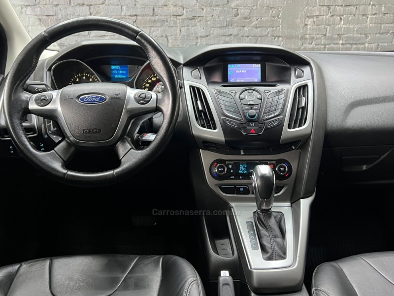 FOCUS 2.0 SE HATCH 16V FLEX 4P AUTO - 2015 - CAXIAS DO SUL