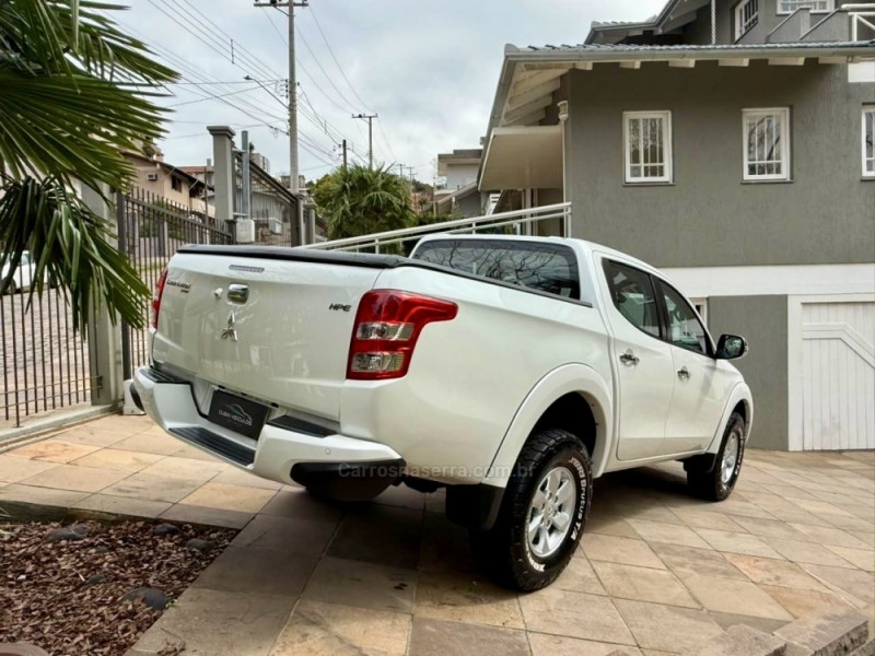 L200 TRITON 2.4 16V TURBO DIESEL SPORT HPE TOP CD 4P 4X4 AUTOMÁTICO - 2017 - BENTO GONçALVES
