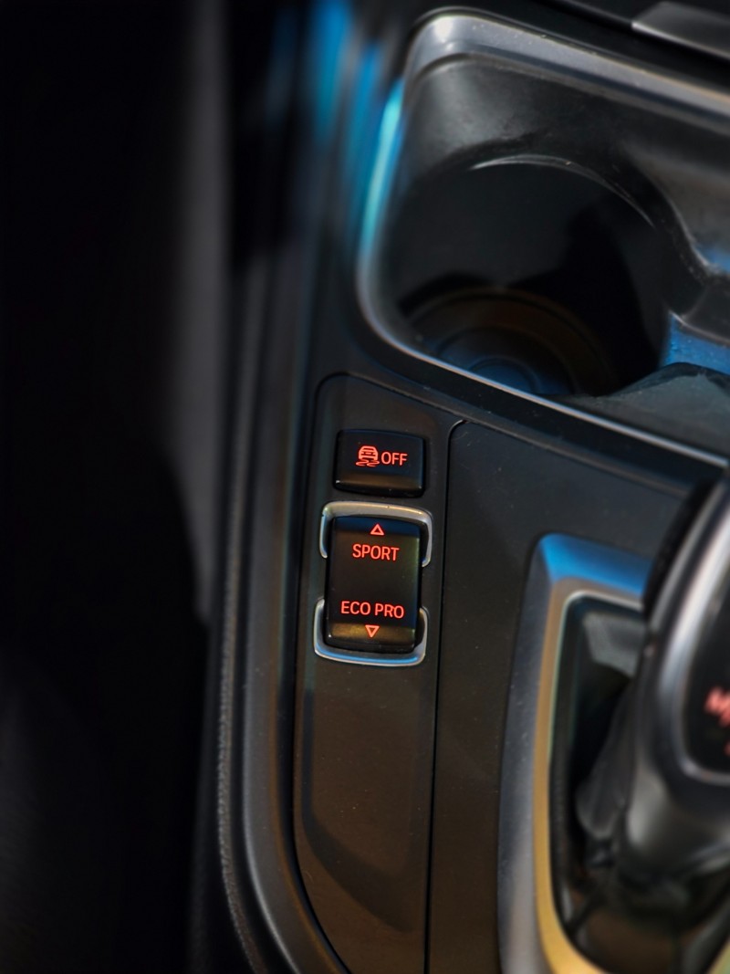 320I 2.0 16V TURBO ACTIVE FLEX 4P AUTOMÁTICO - 2015 - CAXIAS DO SUL