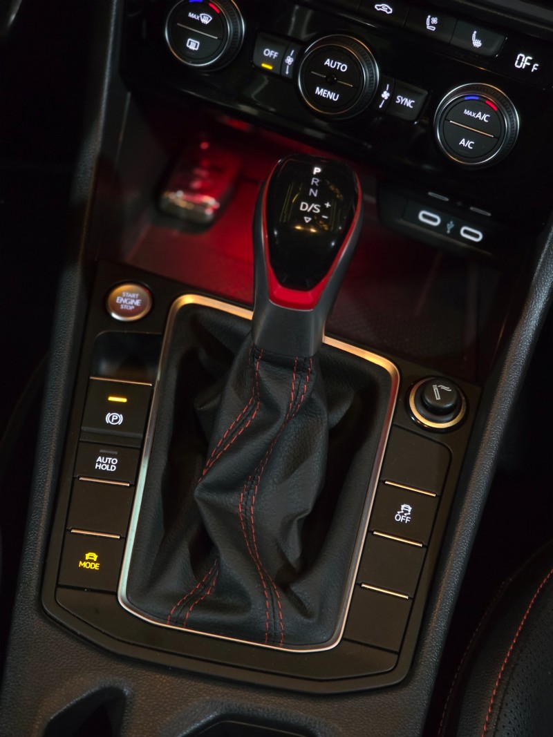 JETTA 2.0 16V TSI GLI 350 GASOLINA 4P AUTOMÁTICO - 2023 - CAXIAS DO SUL