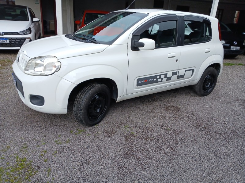 uno 1.0 evo vivace 8v flex 4p manual 2011 caxias do sul