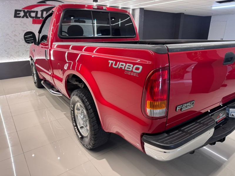 F-250 4.2 XLT 4X2 CS TURBO DIESEL 2P MANUAL - 2005 - CAXIAS DO SUL