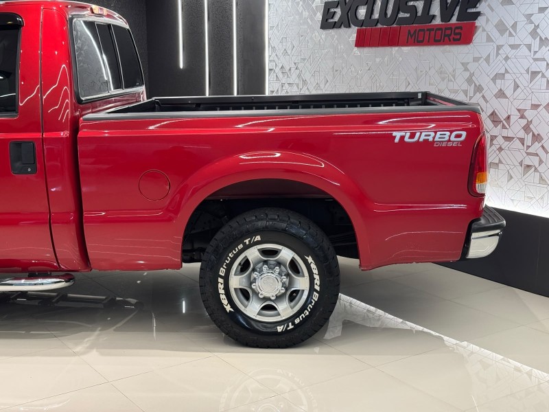 F-250 4.2 XLT 4X2 CS TURBO DIESEL 2P MANUAL - 2005 - CAXIAS DO SUL