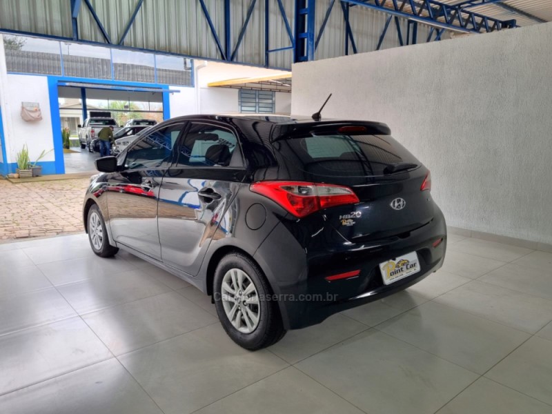 HB20 1.0 COMFORT 12V FLEX 4P MANUAL - 2014 - VACARIA