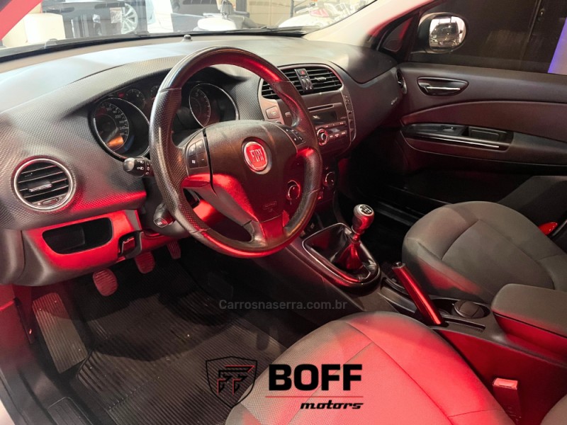 BRAVO 1.8 ESSENCE 16V FLEX 4P MANUAL - 2011 - CAXIAS DO SUL