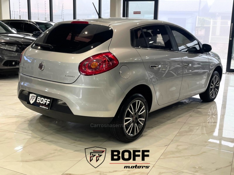 BRAVO 1.8 ESSENCE 16V FLEX 4P MANUAL - 2011 - CAXIAS DO SUL