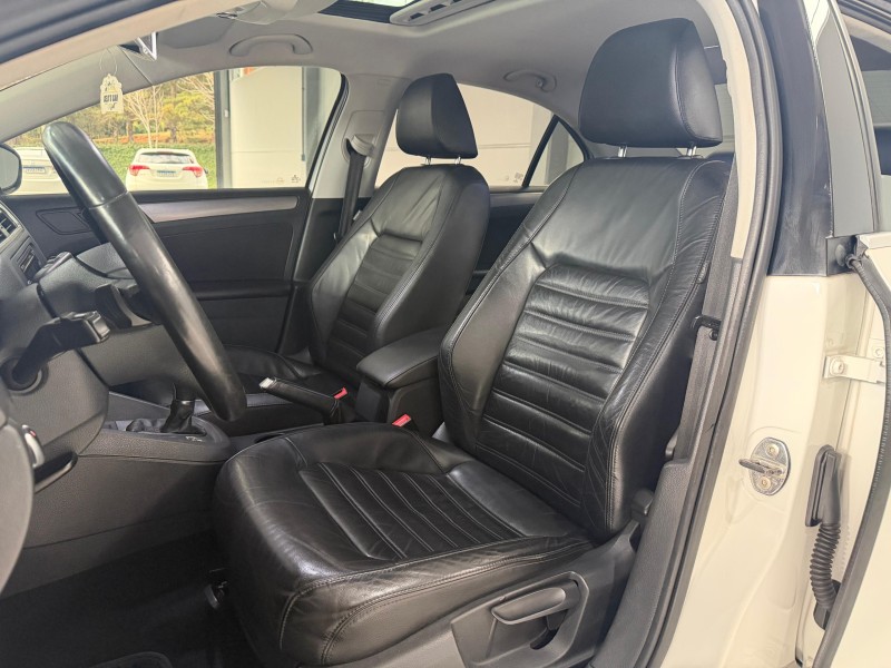 JETTA 2.0 TSI DSG HIGHLINE 200CV GASOLINA 4P AUTOMÁTICO - 2012 - CARLOS BARBOSA