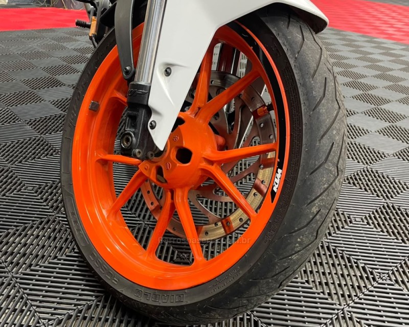 DUKE 390 ABS - 2020 - VACARIA